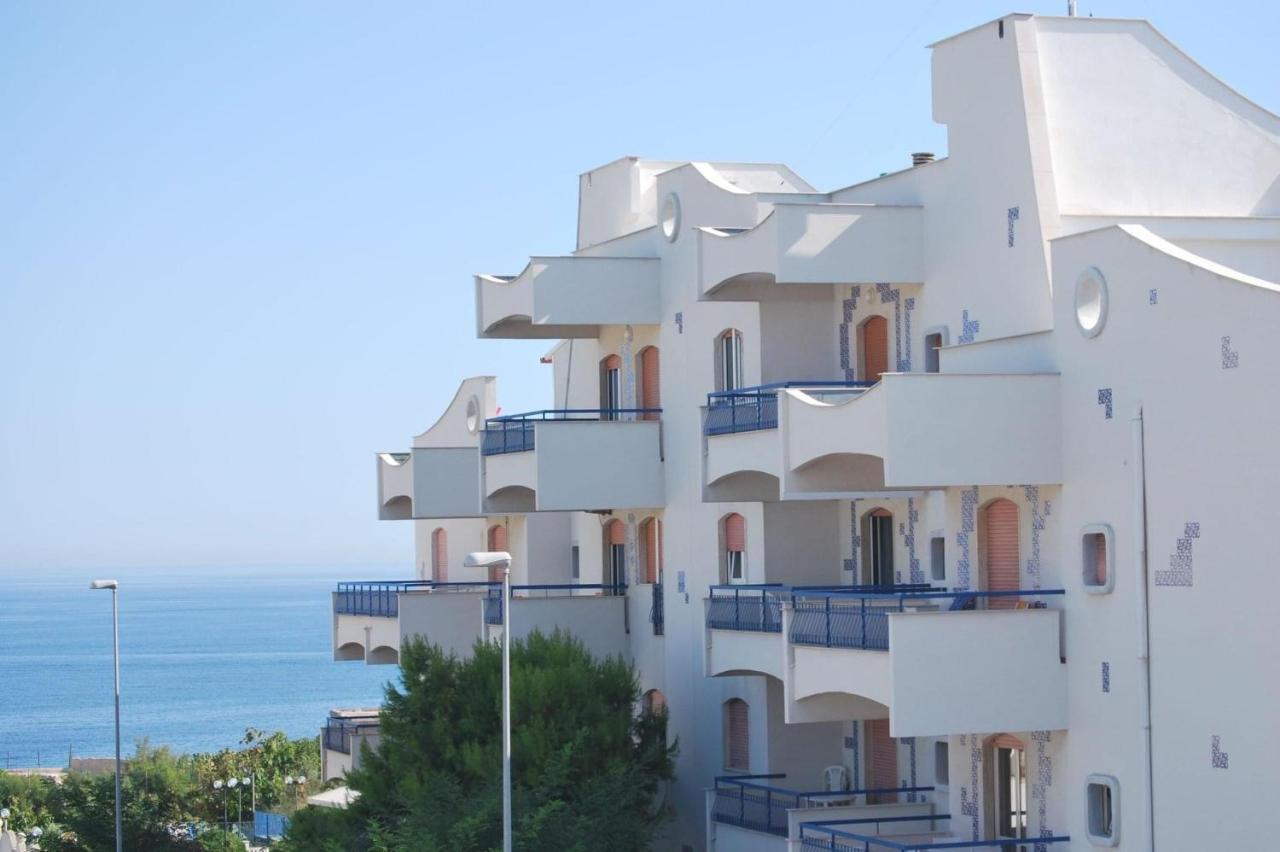 Residence Baia Degli Sciti Torre A Mare Exteriör bild